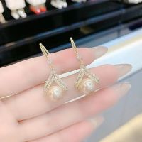 มาใหม่ Fashion earrings ต่างหูไข่มุก เวอร์ชั่นเกาหลีแฟชั่น Style รูปแบบใหม่ (สินค้าพร้อมจัดส่ง)