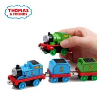 แทร็กมาสเตอร์ Thomas And Friends ดั้งเดิม1:43การ์ตูนรถยนต์โมเดลของเล่นรถไฟแม่เหล็กของเล่นหัวรถจักรเด็กผู้ชายของขวัญรถของเล่น