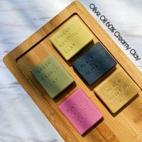 Extra Virgin Olive Oil 60% Creamy Clay Soap Bar สบู่มะกอกบริสุทธิ์ 60% สบู่น้ำมันบำรุงผิว สบู่แฮนด์เมด สบู่ธรรมชาติ สบู่ก้อน สำหรับผิวแห้งและแพ้ง่าย ขนาด 90 g