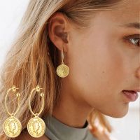 Stainless Steel Queen Elizabeth Coin Hoop Earring Gold Color Hoops Huggies Dangle Earring Women Girls Female Gifts Bar  Wine Tools