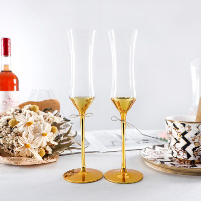 แก้วแชมเปญผูกปมเพื่อของขวัญถ้วยงานแต่งงานของขวัญถ้วยถ้วยแก้วไวน์คริสตัลพร้อมชุดไวน์ของขวัญมือสนุก