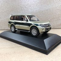 Mitsubi Pajero V93รถโลหะผสม Suv ของสะสมแบบคงที่ของขวัญงานอดิเรกงานอดิเรกของผู้ใหญ่