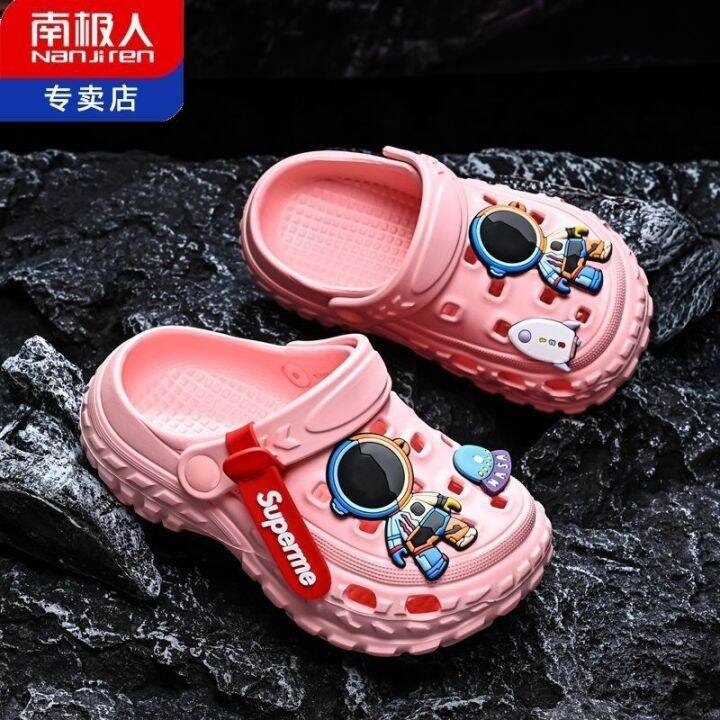 hot-sale-antarctic-childrens-hole-shoes-summer-new-boys-outerwear-casual-non-slip-baby-middle-aged-and-older-outdoor-beach