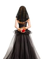 ผ้าคลุมลูกไม้สำหรับเจ้าสาวในโบสถ์มีหัวเป็นจำนวนมากแบบละตินผ้าคลุมหน้าคาทอลิกผ้าคลุมหน้าสีขาวสีดำ