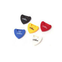 ขายร้อนสามเหลี่ยมรูปร่างเหนียวกีตาร์ Pick Plectrum ผู้ถือคอนเทนเนอร์ Picks กีตาร์ Pick Holder