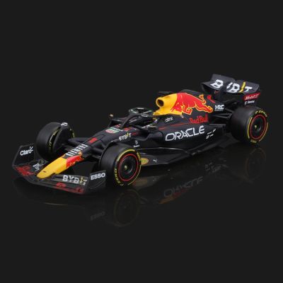 Bburago 1:43กระทิงแดงป้ายรถแข่ง Heuer RB18 #1 Verstappen #11 Perez รถโลหะผสมหล่อตายของเล่นโมเดลแชมป์2022 F1ยานพาหนะหล่อตาย