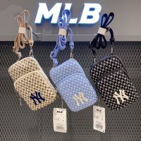 MLB New กระเป๋าจิ๋ว York Yankee กระเป๋าสะพายผญ มี3สี : ดำ/ขาว/ฟ้า Size :  18X4X11 cm.