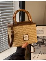 Uniqlo New Fashion version Portable straw woven bag high-grade texture small bag ladies diagonal bag 2023 summer new niche woven bag leisure