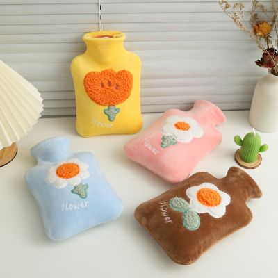 1000ml/2000ml New Cute Warm Water Bag PVC Hot Water Bag Water filling Thickening Explosion proof Warm Belly Hand Warmer Bag