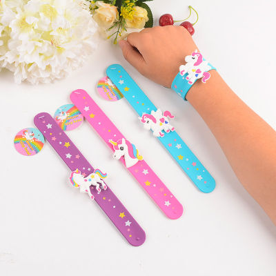 JOLLYBOOM Unicorn Slap สร้อยข้อมือสำหรับเด็กสายรัดข้อมือ Slap Bands Girls Unicorn Theme วันเกิด Party Favors,วันเกิด Party Favors, Goodie กระเป๋า Fillers,ถุงน่อง Stuffers สำหรับผู้ใหญ่วัยรุ่น