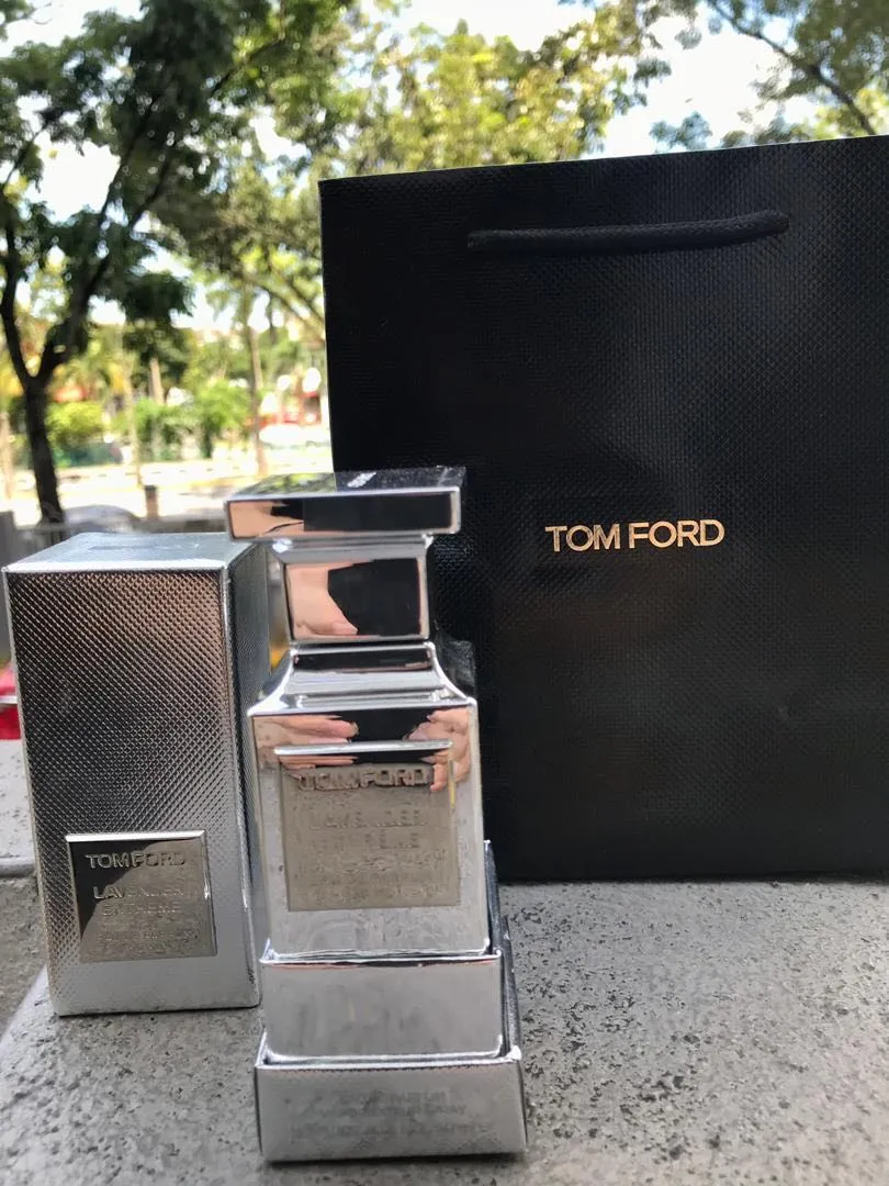 Oud Wood Tom Ford for women and men - Fragrantica | Lazada