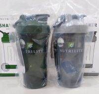 New !! แก้วเชค nutrilite พร้อม  สปริง ขนาด  830 ml. สีขุ่น  ( มีให้เลือกสีเขียว หรือสีเทา)