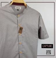 Capture Shirt เสื้อเชิ้ตผู้ชาย เชิ้ตแขนสั้น คอจีน ลายจุดไข่ปลา สีเทา มีถึงอก 48 นิ้ว