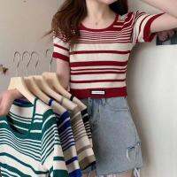 ?พร้อมส่ง*เสื้อแฟชั่น แขนสั่น ลายทางผ้าล่อง