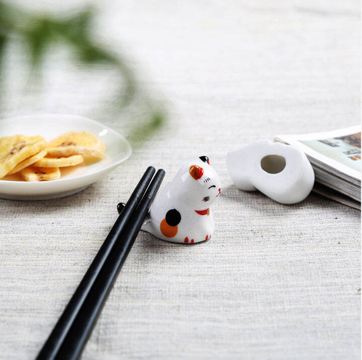 restaurant-chopstick-pillow-cute-chopstick-holder-little-cat-pen-holder-chopstick-pillow-maneki-neko-chopstick-rack-maneki-neko-ceramic-chopstick-rack