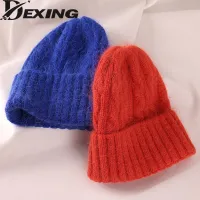 }:“{》2022 Fait Fur Soft Beanies อบอุ่นปุยหมวกฤดูหนาวสำหรับผู้หญิงหมวกหมวกถักกะโหลกศรีษะ Angora