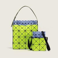 2023❐▲ Bag new female 2023 Japanese hot style miyake diamond bag fashion geometry ling lattice bag shoulder his cell phone package