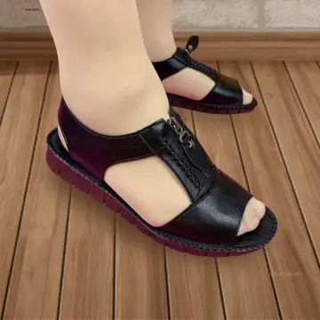 Large Size Roman Ankle Zipper Sandal Women Flip Flops Cross Strap Flat  Sandals - China Sandal and Flat Shoes price