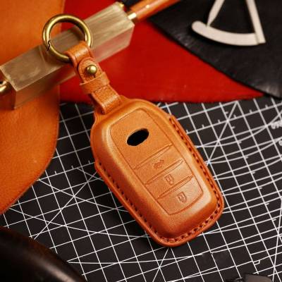 New Leather Car Key Case Cover Fob Accessories for Toyota Camry Chr Prado Prius Corolla Rav4 Auris Keychains Holder Keyring Bag