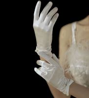 ✵ Short Satin Wrist Length Gloves Womens Full Finger Gloves Wedding Banquet Dress Glove for Opera Dinner Party