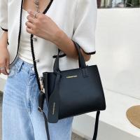 New Fashion Handbag Female Summer High-quality Texture Messenger Bag Single Shoulder Square Bag Clutch