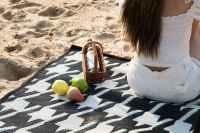 AMIGO MAT เสื่อม้วนพกพา เสื่อปิคนิค เสื่อดีไซน์ ลาย HOUNDSTOOTH (90cm X 180cm)