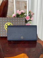 กระเป๋าเงิน ใบยาว TORY BURCH Robinson Envelope Continental Wallet กระเป๋าสตางค์ใบนี้รับรองว่า ถูกอกถูกใจ