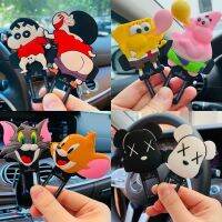 ของใช้น่ารักปุ่มล็อคหัวรถสำหรับรถยนต์เพื่อความปลอดภัยในรถยนต์อุปกรณ์เสริมแบบดาบปลายปืน
