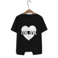 COD DSFDGDFFGHH Plus Size Womens Heart Printed XL-4XL Summer T-shirts Short Sleeve Cute White Black Female Tops Large Size Fashion Tee with Back Slit