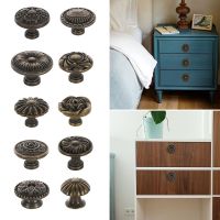 1Pcs Antique Bronze Kitchen Cabinet Drawer Knobs Cupboard Wardrobe Dresser Furniture Handle Wooden Box Jewelry Box Knobs