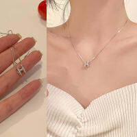 Chic Silver Shining Crystal Letter H สร้อยคอจี้สำหรับผู้หญิง ins เครื่องประดับสร้อยคอยอดนิยม