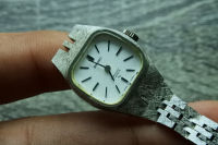 นาฬิกา Vintage มือสองญี่ปุ่น SEIKO SPECIAL ระบบ ไขลาน ผู้หญิง ทรงสี่เหลี่ยม กรอบเงิน หน้าขาว หน้าปัด 31mm ชุบทองของแท้ 100% ใช้งานได้ปกติ สภาพดี