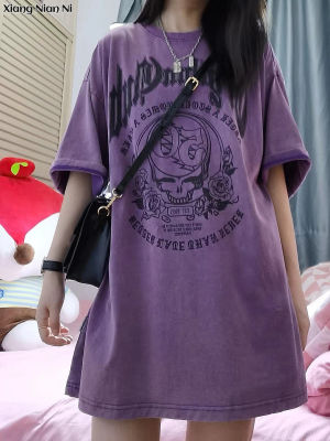 XIANG NIAN NI เสื้อยืดผู้หญิงสีม่วงแขนสั้น Gothic Street สไตล์พิมพ์ครึ่งแขน