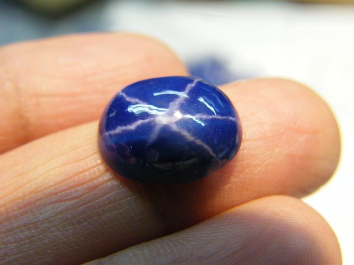 blue-sapphire-star-round-6-00-mm-blue-sapphire-color-round-shape-1-pieces