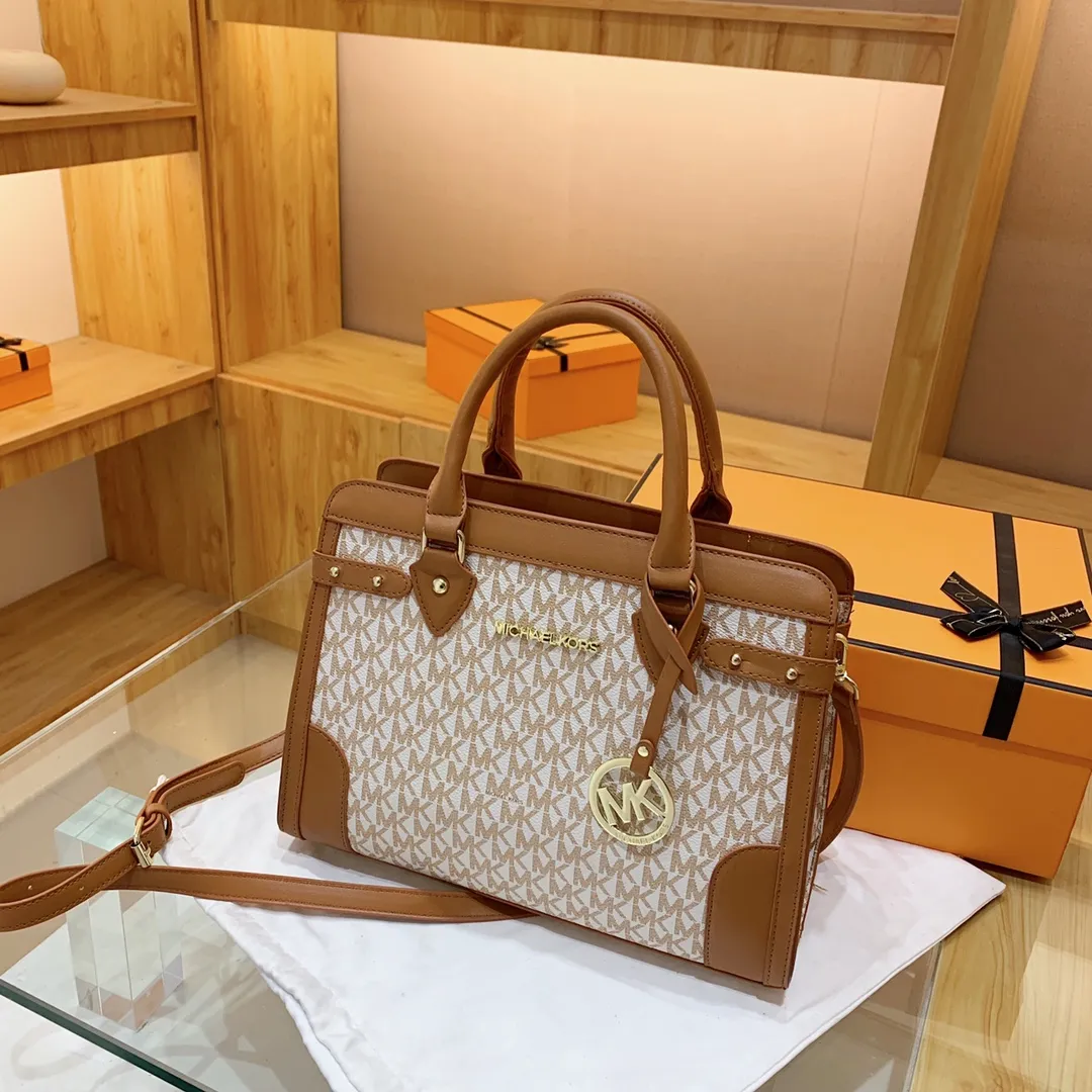 2023 mới da thật dung lượng lớn Michael Kors / MK tote bag niche class đi  làm xách tay túi đeo chéo một vai nữ trong kho 