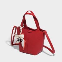 Small ck red female bag 2023 new basket bucket bag niche advanced portable mother bride wedding package --ndjb238803