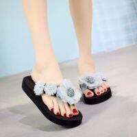 รองเท้าแตะสำหรับสุภาพสตรี High-heeled sandals slippers fashion thick bottom female sea beach flowers wedges flip-flops