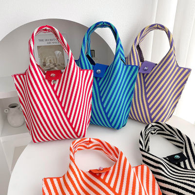 Commuter Girl Original Design Casual Retro Bucket Bag Shoulder Bag Striped Knitted Bag Handbag