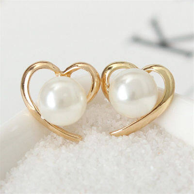 Chic Love Earrings Personality-inspired Stud Earrings Stylish Womens Earrings Minimalist Stud Earrings Elegant Pearl Earrings