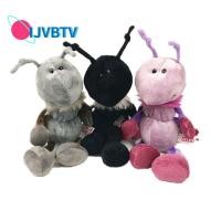 IJVBTV ตุ๊กตาสัตว์ยัดไส้ ของเล่นตุ๊กตามด ตุ๊กตาผ้าพลัฌ พร้อมผ้าพันคอ ตุ๊กตามดหนัง ของเล่นยัดไส้มด นุ่มนุ่มๆ ของเล่นเด็กเล่น