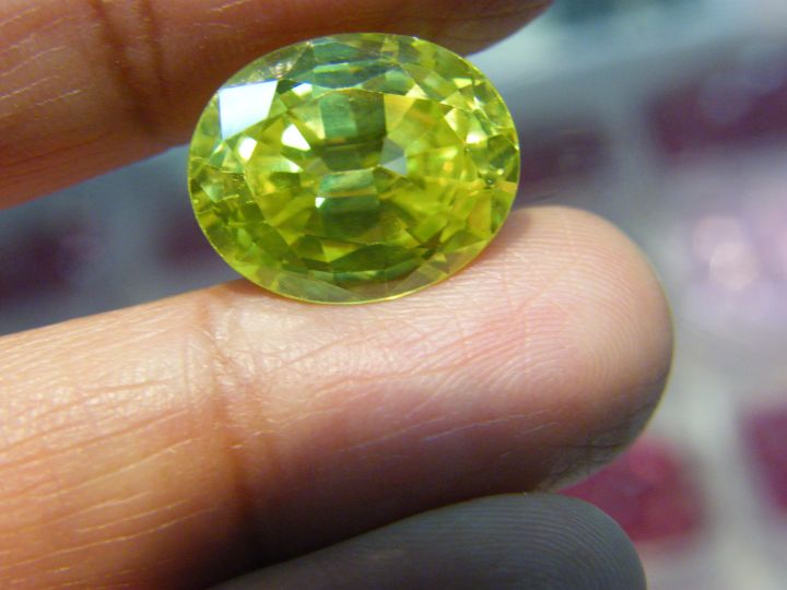 peridot-สีเพอริดอท-พลอยอัดสี-เพชรรัสเซีย-diamond-cubic-zirconia-18-กะรัต-carats-1เม็ด-1-pieces-เกรด-สวยไฟดีค่ะ