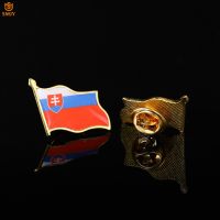 Euro Gold Plated Metal Baking Commemorative Badge Slovakia National Flag Brooch Lapel Wear Pin Jewelry Collection