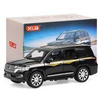 1:24ล้อแม็กรถยนต์ SUV ความยาว20เซนติเมตรจำลอง D Iecast ยานพาหนะ Cruiser LX570วัตต์6ประตูเปิดกล่องแพ็คของขวัญเด็กสะสม