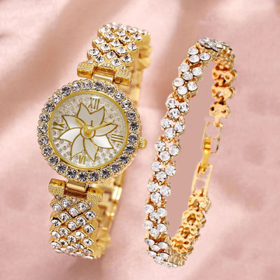 นาฬิกาสำหรับผู้หญิงชุดที่สร้างสรรค์สร้อยข้อมือรูปดาวประดับเพชรเป็นของขวัญสำหรับสุภาพสตรี