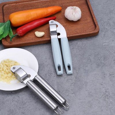 Garlic Press Crusher Kitchen Aid With Ergonomic Handle For Beginners And Professionals Safe Manual Press Grinding Tools