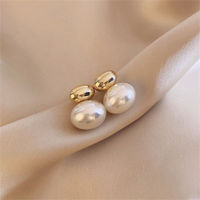 2023 New Fashionable Dangle Earrings Gift For Women Elegant Bean Spliced Earrings French Style Oval Pearl Earrings Gold Color Dangle Earrings