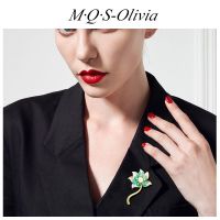 M·Q·S-Olivia    เครื่องประดับ เข็มกลัด รูปปีก ประดับไข่มุก และคริสตัล ขนาดเล็ก ระดับไฮเอนด์ แฟชั่นยอดนิยม สไตล์เกาหลี