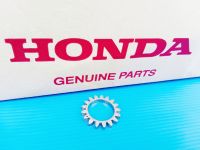 เฟืองประกบใต้เรือนคลัทช์(17ฟัน)แท้HONDA wave100ยูบ๊อค(23122-KTL-740)1ชิ้น CZ-i 2009, DREAM110i 2011, SUPER CUB 2013, SUPER CUB 2014, SUPER CUB 2017, SUPER CUB 2018, SUPER CUB 2019, WAVE 110i 2009, WAV