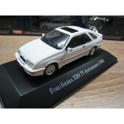 ☄ jiozpdn055186 Diecast Sierra XR4 75 Alloy Car Model Metal Collective Collection Veículos Brinquedos Lembrança Ornamentos Display Presentes 1:43