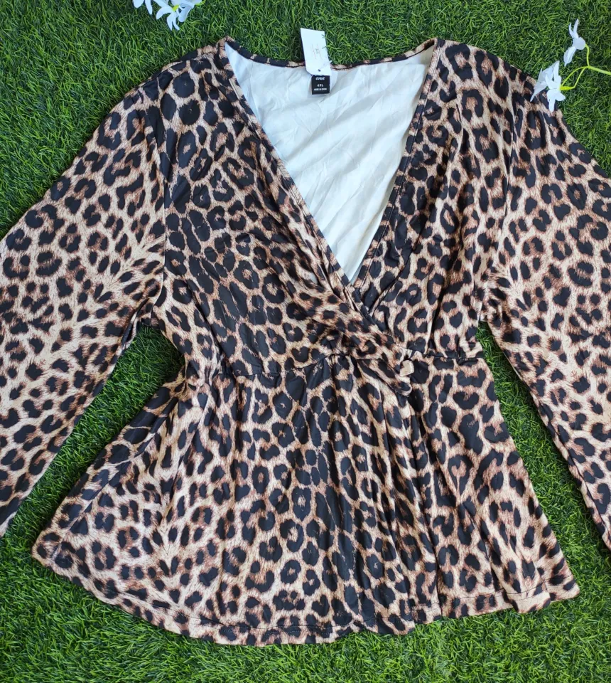 Sheinn Womens Curve Plus Size Long Sleeve blouse - for occasions - Leopard  print - 4XL